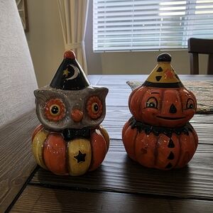 Festive Halloween Pumpkin and Owl Decor Set